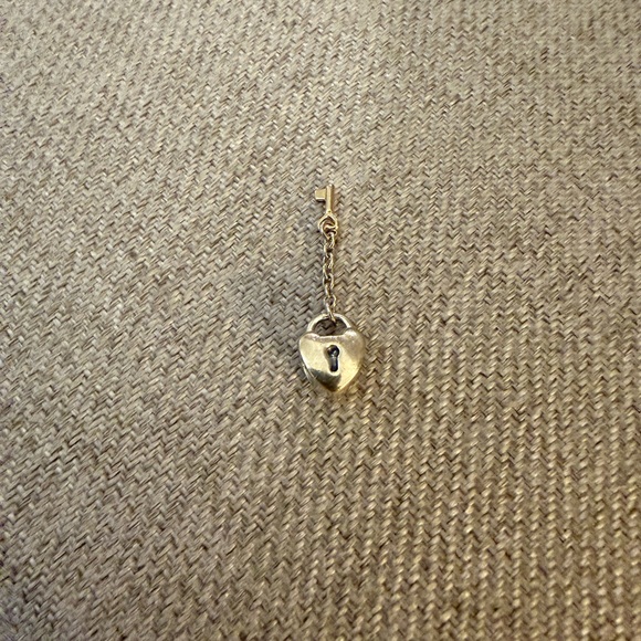 Pandora Heart Lock and Key Charm Pendant - Sterling Silver with Gold-Toned Key - Picture 5 of 5